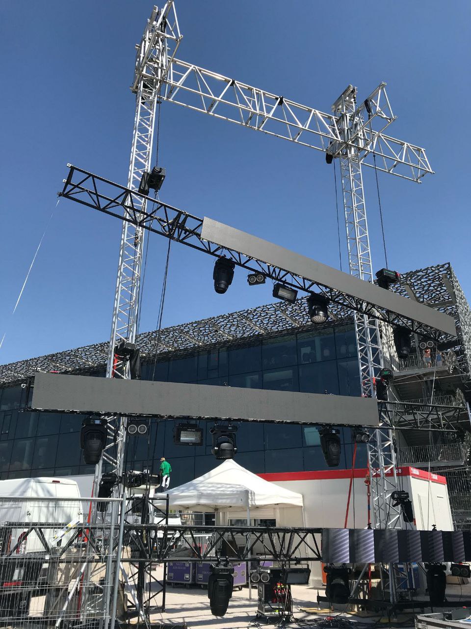 Production technique Infinity Production